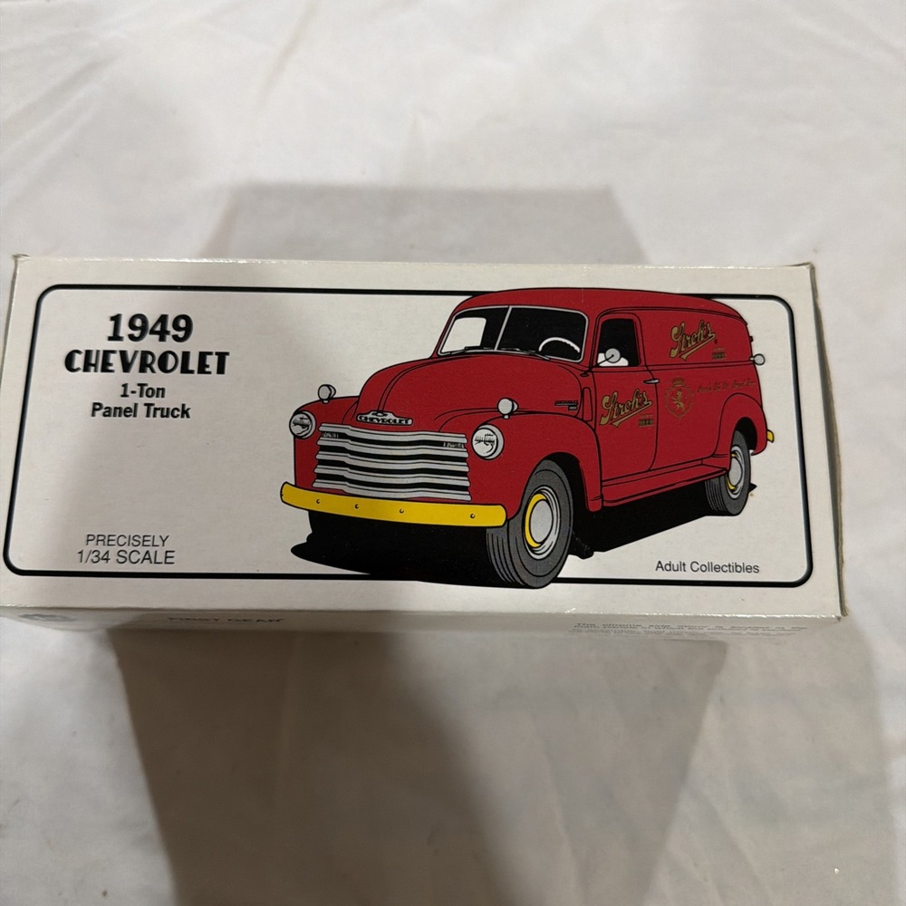 1st GEAR 1/34 SCALE‎ 1949 CHEVROLET  1 TON  PANEL TRUCK STROH'S BEER
